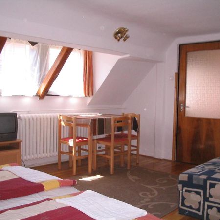 Hotel Burg Eger Extérieur photo