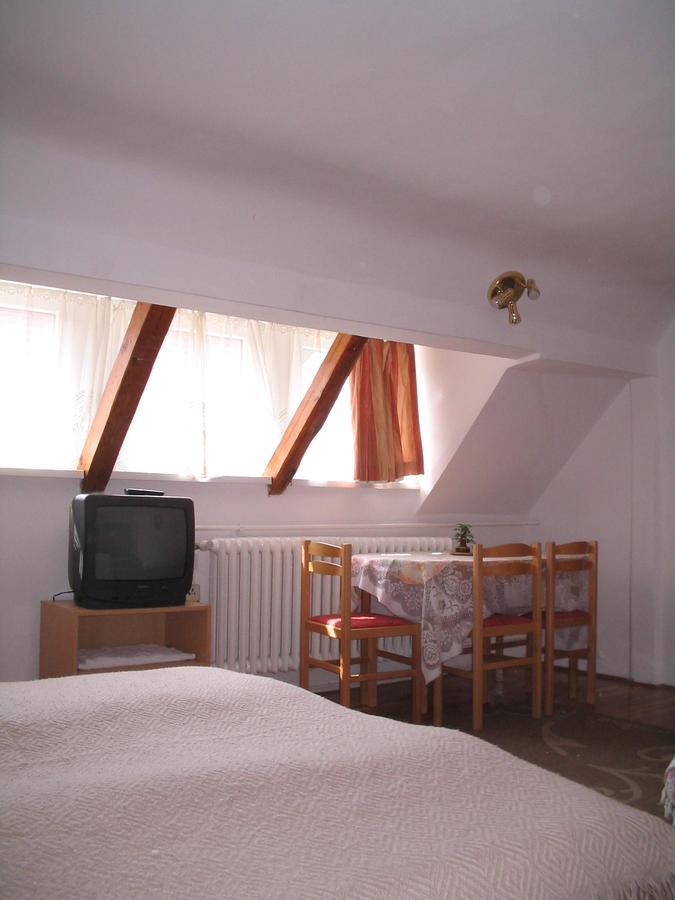 Hotel Burg Eger Extérieur photo